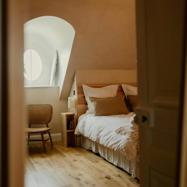Chambre double avec salle de bain privée au Château du Bost