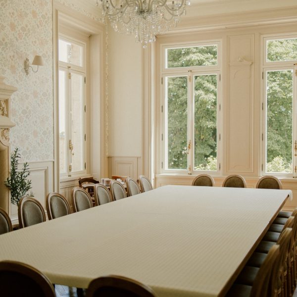 Salle à manger du Château du Bost dans le Beaujolais